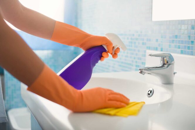 5 Bathroom Cleaning Tips – 2022 Guide