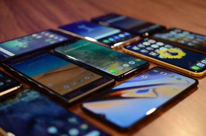 Top 10 Smartphones Available on The Market in 2023
