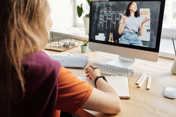 Engaging Video Creation for Your Remote Teaching Experience - 2022 Guide