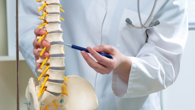 13 Ways To Keep Your Spine Healthy in 2023