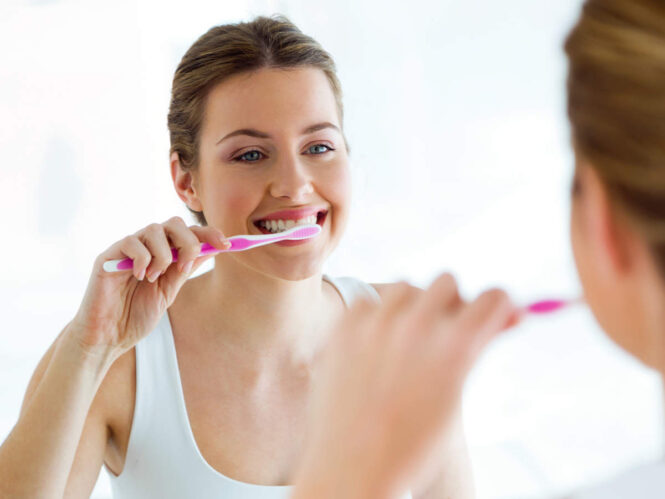 How to Keep Dental Crown Clean