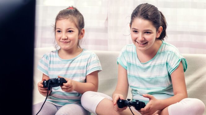 10 Best Multiplayer Games for Girls