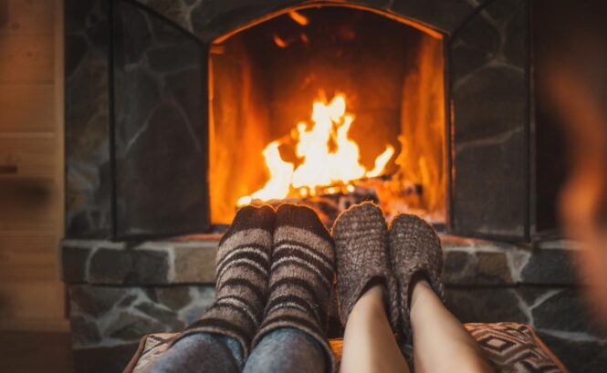 How to Create a Cosy Autumn Evening in 2023