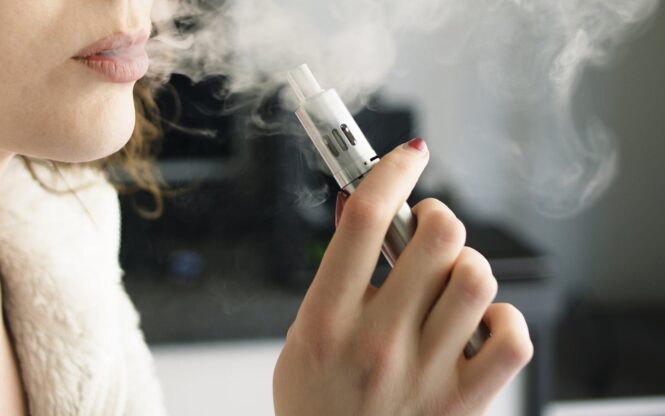 8 Things You Need to Know About Vaping CBD Additives  