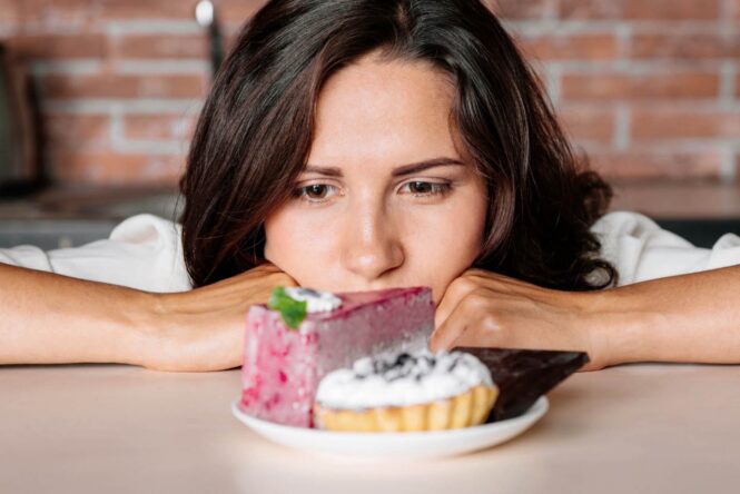 10 Bad Food and Drink Habits That Can Damage Your Teeth - 2022 Guide