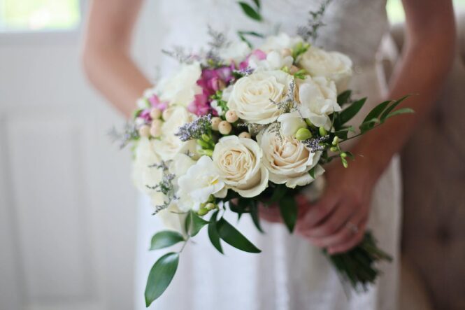 Common Wedding Flower Colors: Their Meaning And Symbolism Explained
