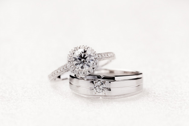 The Ins and Outs of Choosing an Engagement Ring