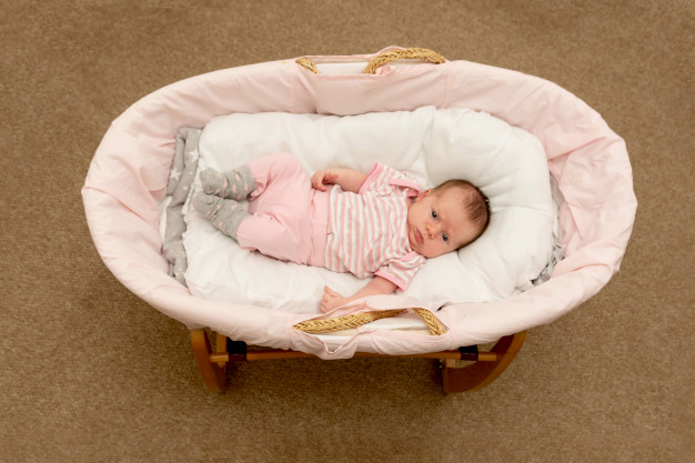 Top 3 Reasons Why You Must Have A Baby Bassinet In Your Home