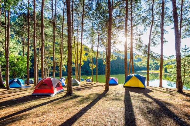 How to Choose the Right Place for Your Camping Weekend?