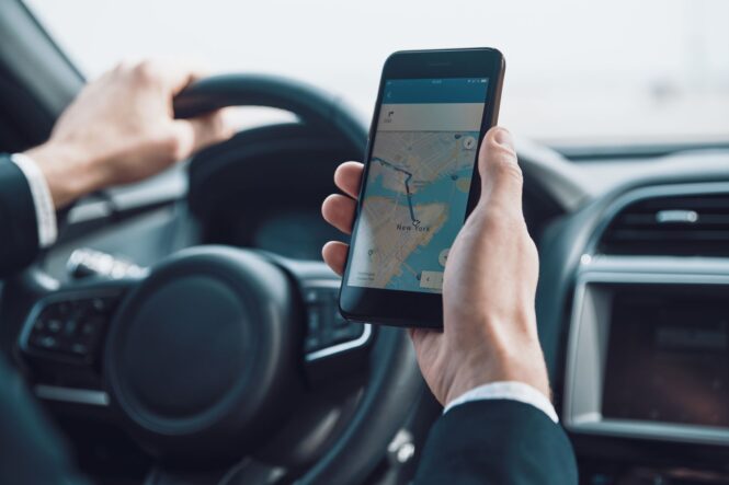 Vital Things to Consider in 2023 to Shop for the Best GPS Tracker for Vehicle