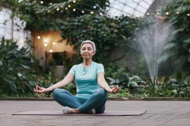 5 Popular Senior Yoga Poses for Beginners